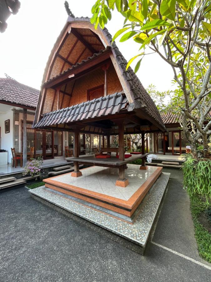Sujana * Ubud